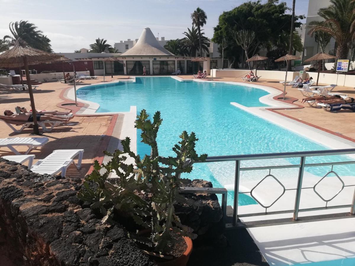 Apartamento Dino 10 Playa Roca Daire Costa Teguise Dış mekan fotoğraf