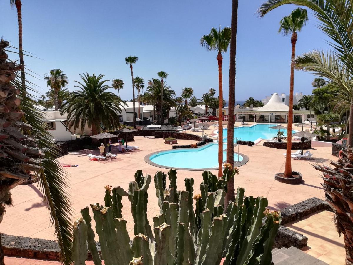 Apartamento Dino 10 Playa Roca Daire Costa Teguise Dış mekan fotoğraf