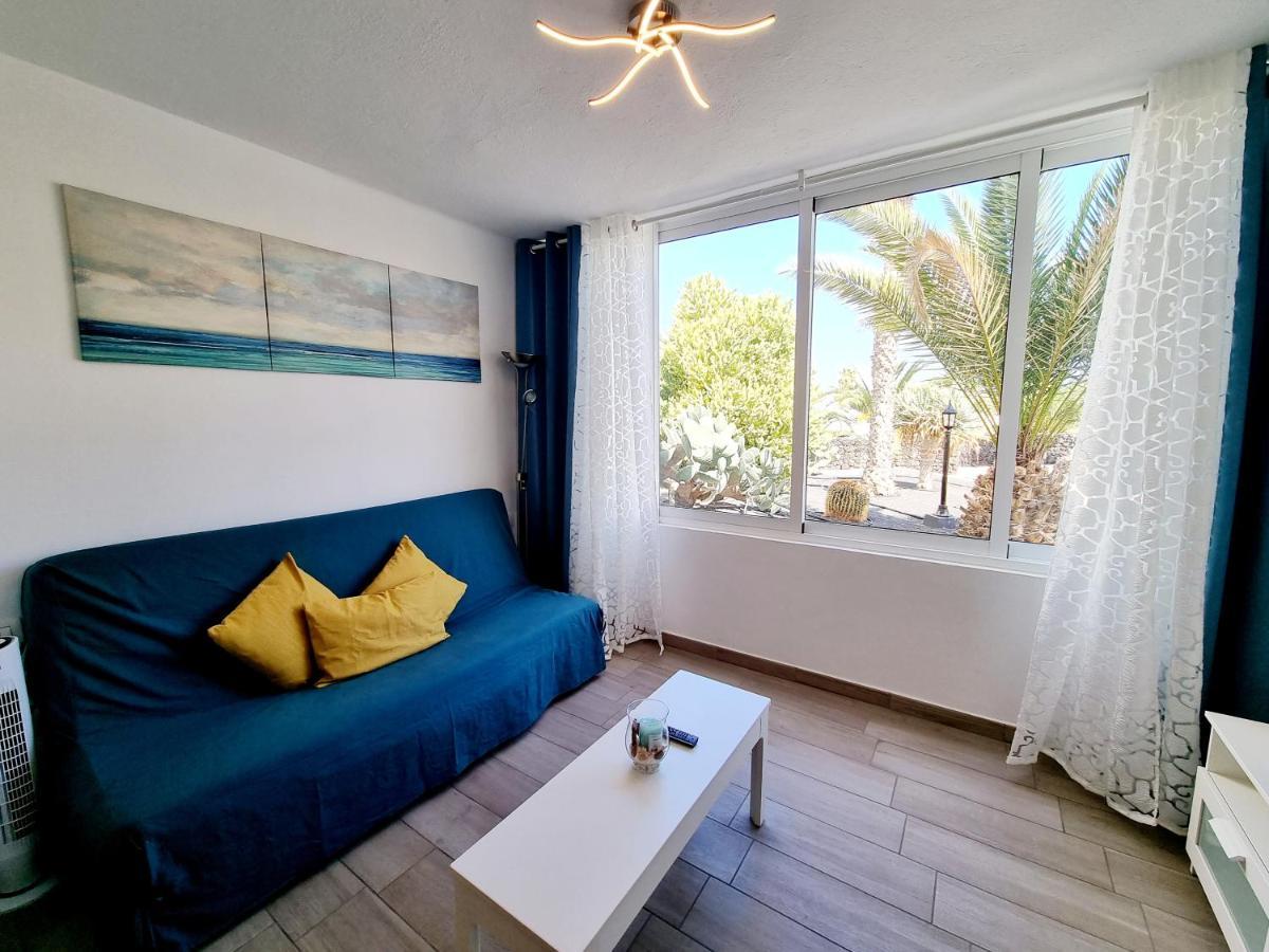 Apartamento Dino 10 Playa Roca Daire Costa Teguise Dış mekan fotoğraf