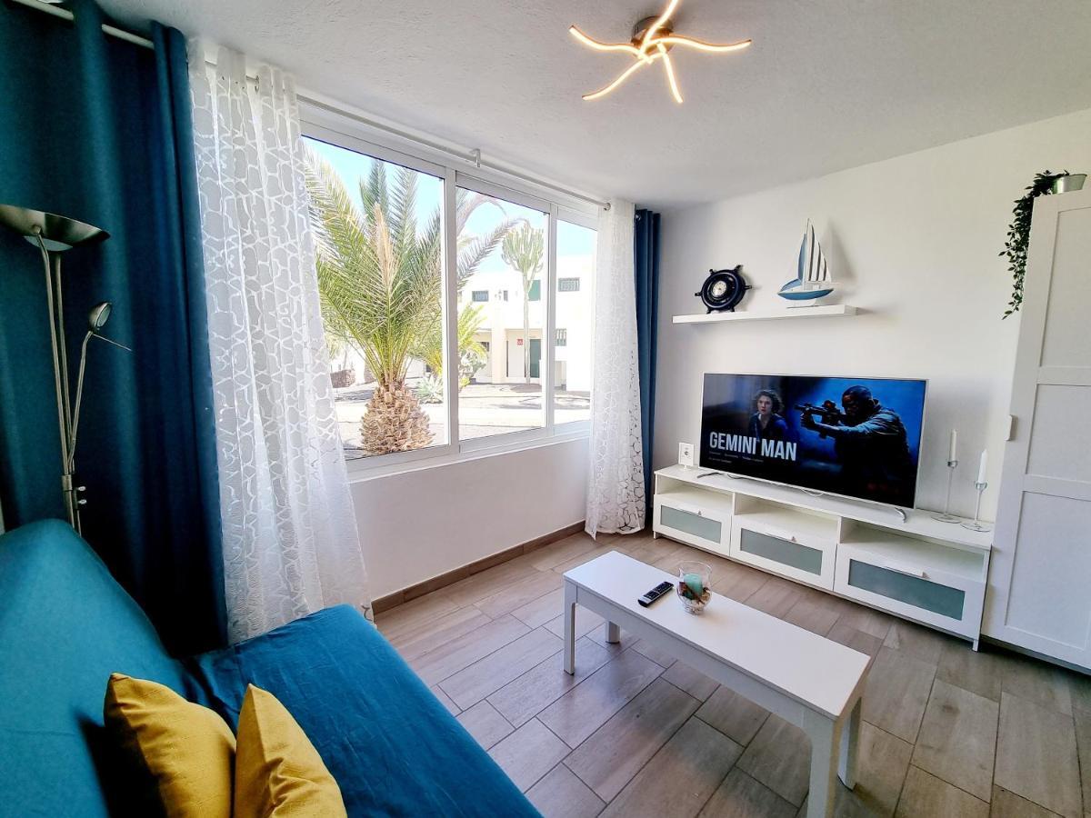 Apartamento Dino 10 Playa Roca Daire Costa Teguise Dış mekan fotoğraf